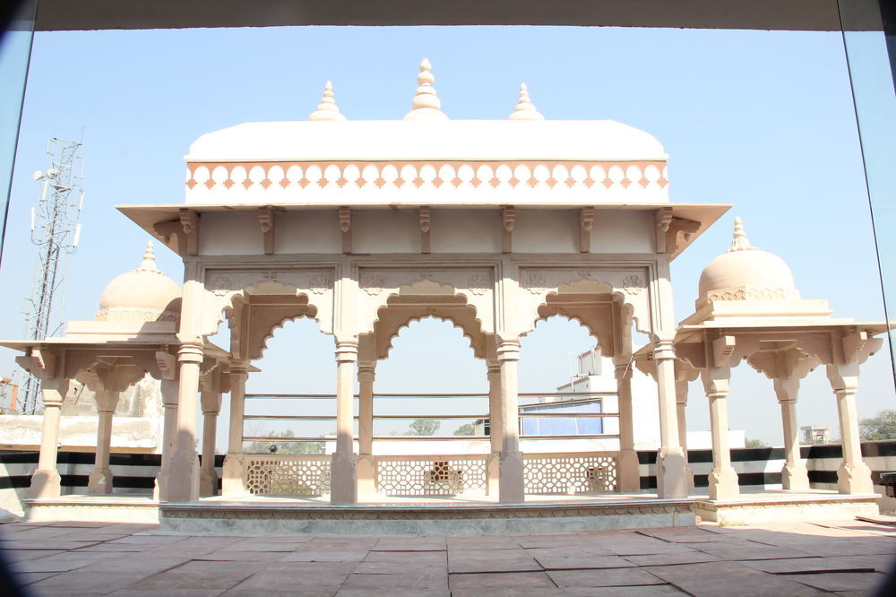 Агра: Aura Mumtaz Mahal