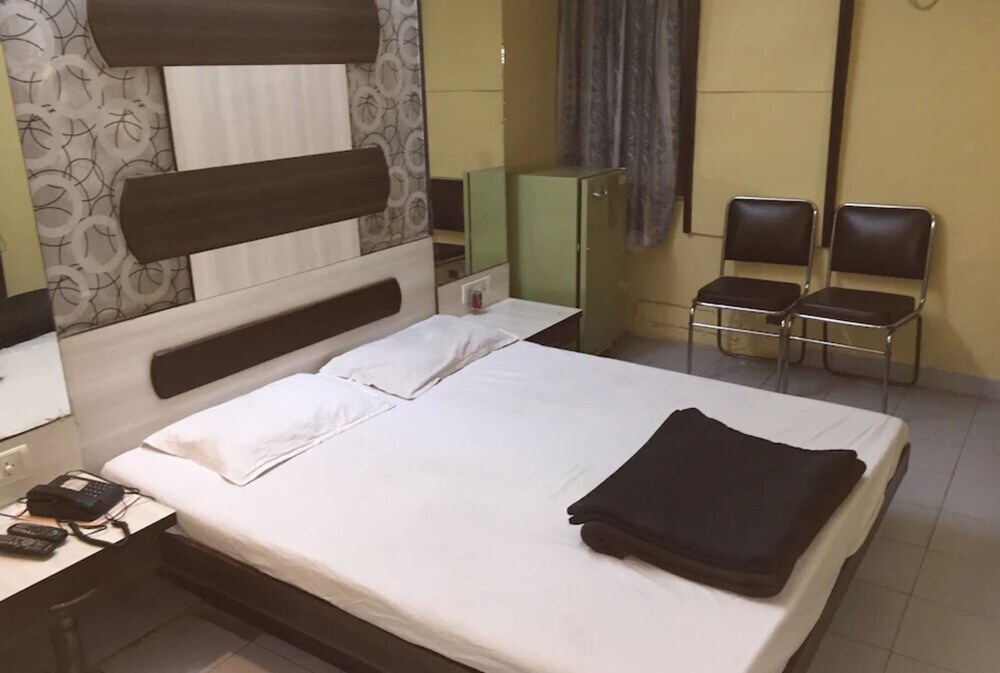 Индаур: Goroomgo New Sunder Indore