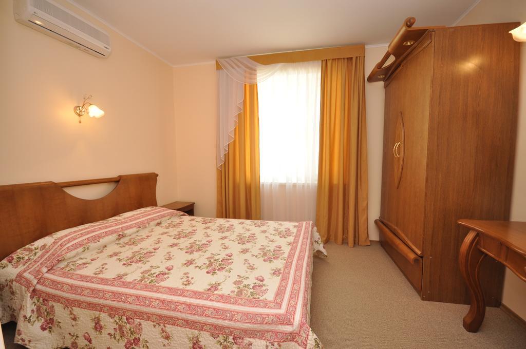 Судак: Alyana Guest House