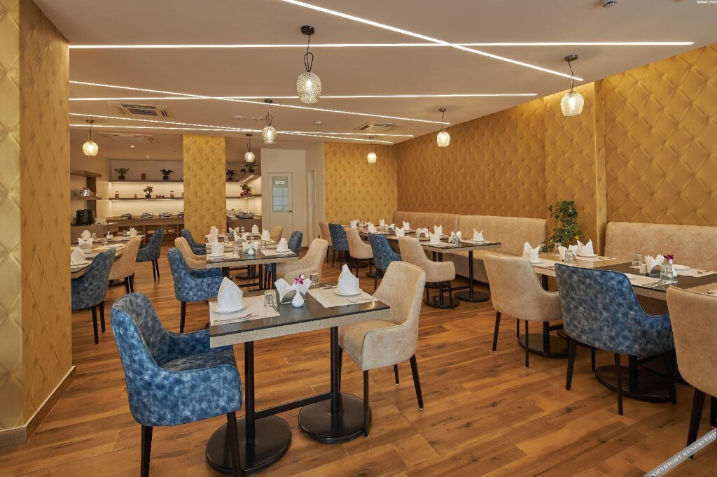 Бангалор: Regenta Inn Grand ORR Mahadevapura