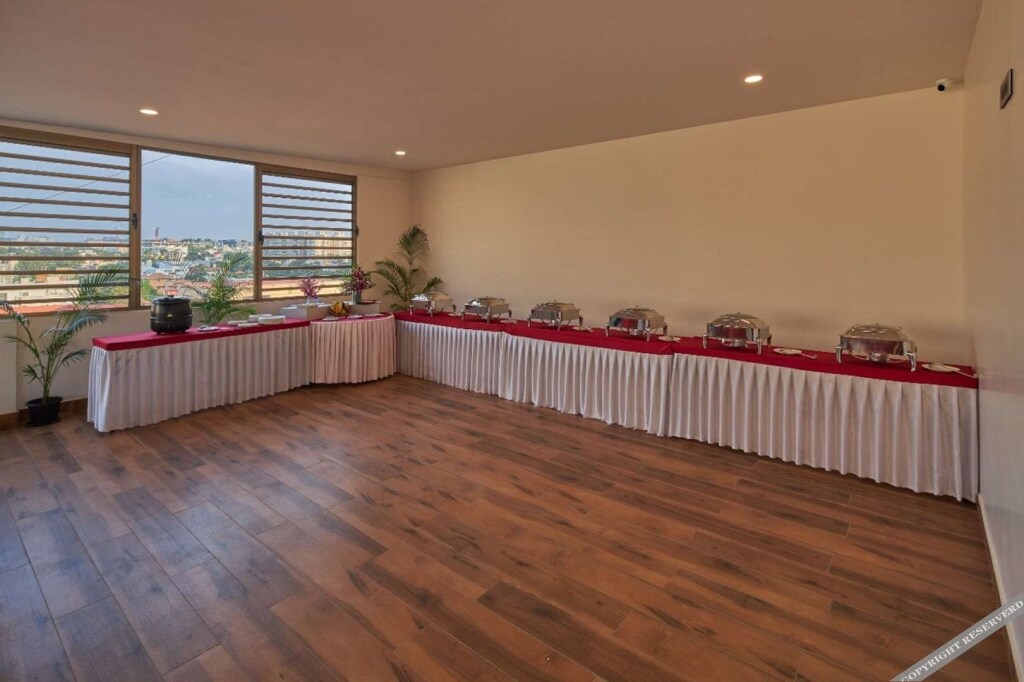 Бангалор: Regenta Inn Grand ORR Mahadevapura
