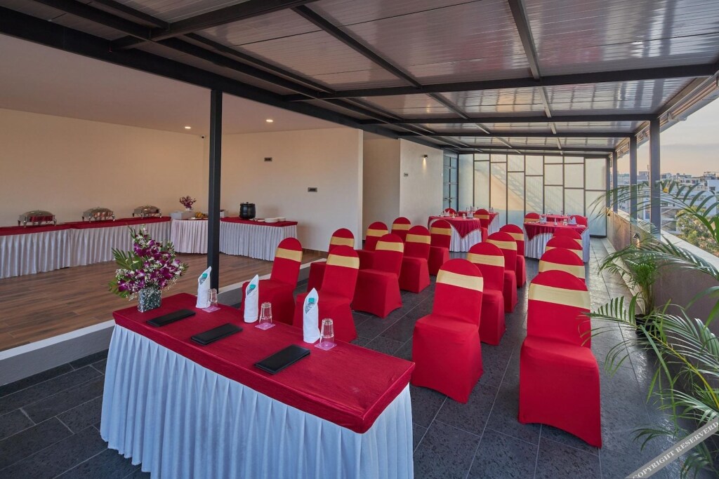 Бангалор: Regenta Inn Grand ORR Mahadevapura