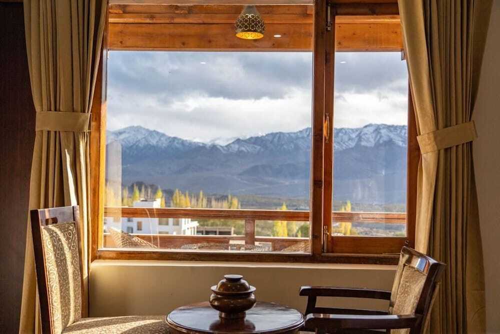 Лех: Hotel Karma Residency
