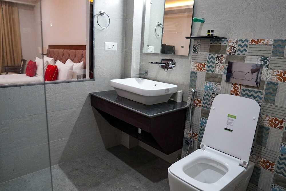 Лех: Hotel Karma Residency