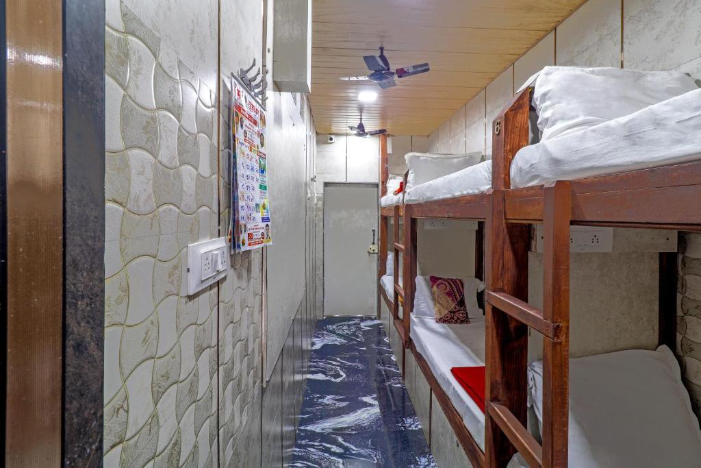 Мумбаи: Capital Guest House