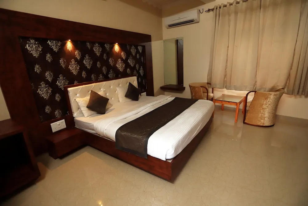 Удаипур: Riviera Madaar Resort