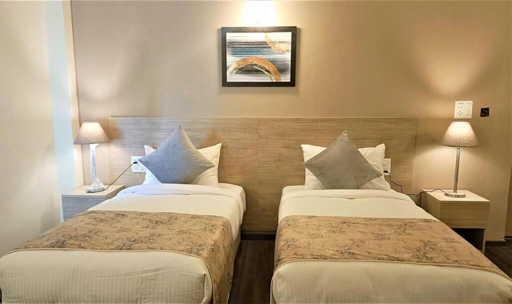 Ширди: Starlit Suites Shirdi