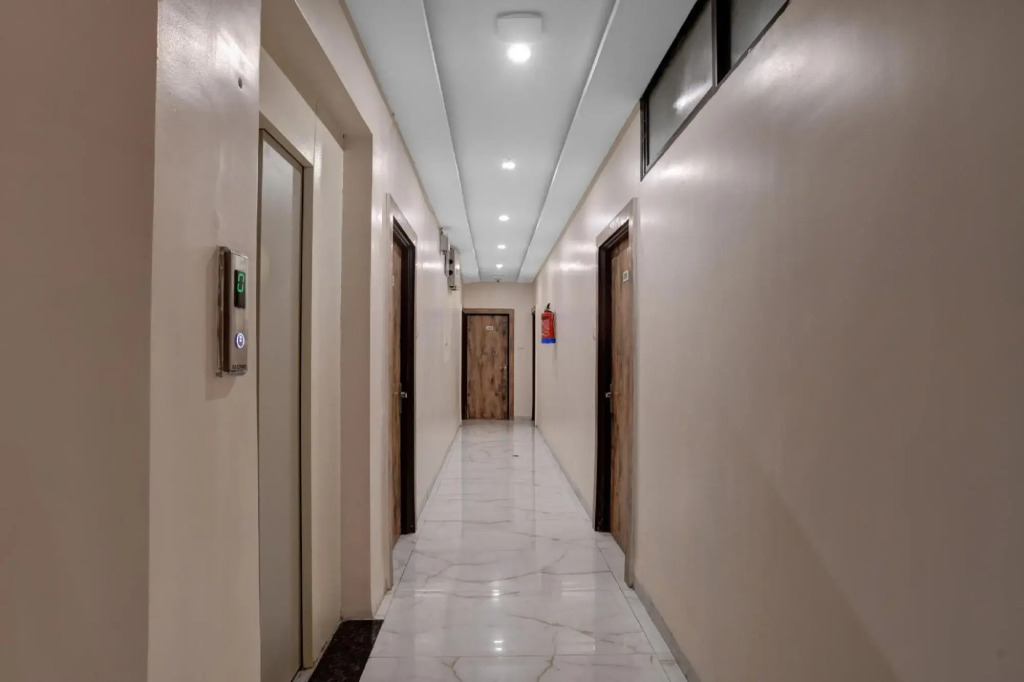 Индаур: Super Townhouse Benchmark Vijay Nagar