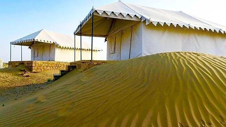 Джайсалмер: Luxury Desert Dunes Camps Jaisalmer