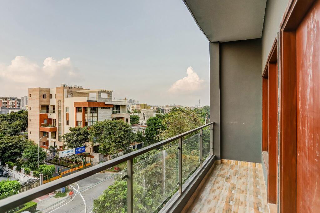 Нойда: OYO Townhouse 80033 Noida Grand
