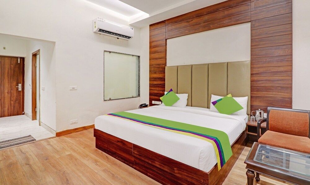 Агра: Treebo Trend Sourav Park Inn