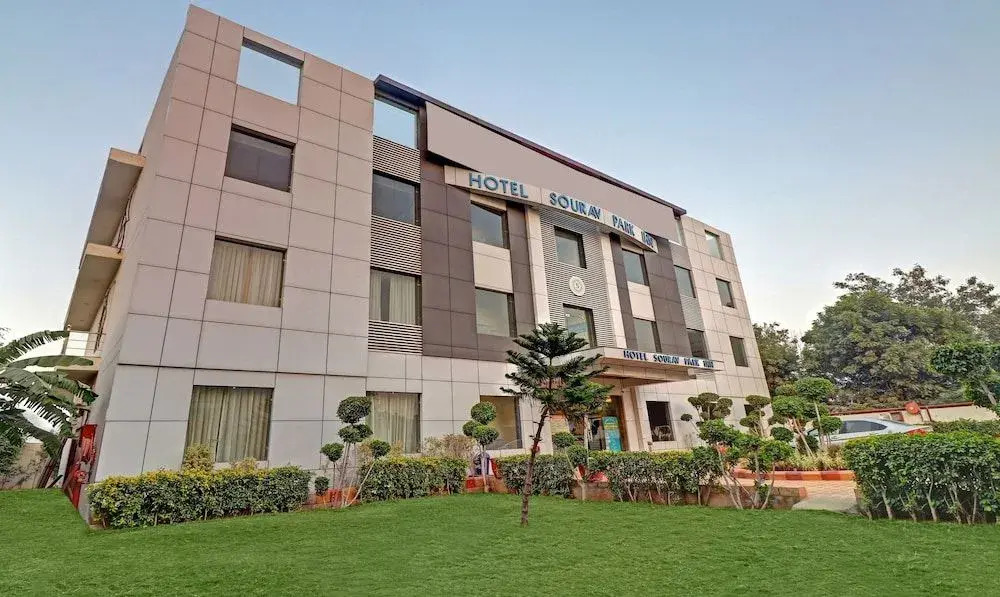 Агра: Treebo Trend Sourav Park Inn