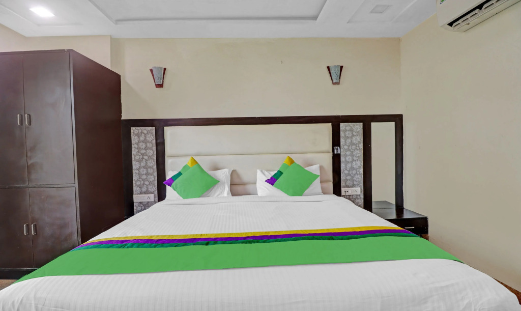 Агра: Treebo Trend Hotel Grand Father