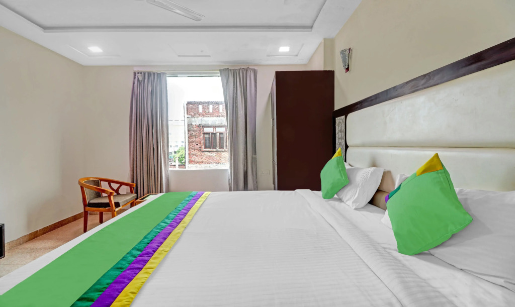 Агра: Treebo Trend Hotel Grand Father