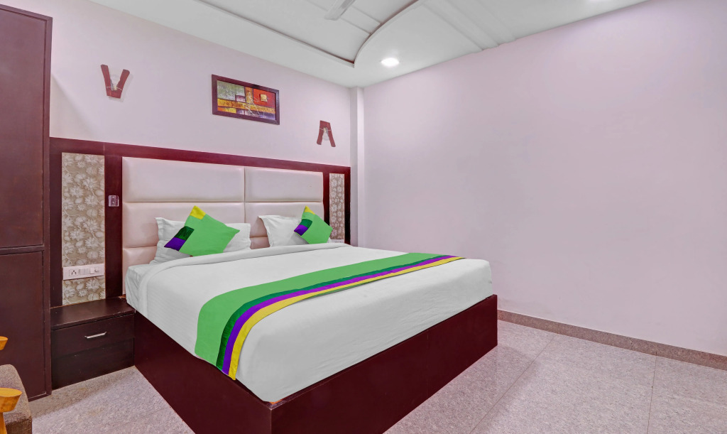 Агра: Treebo Trend Hotel Grand Father