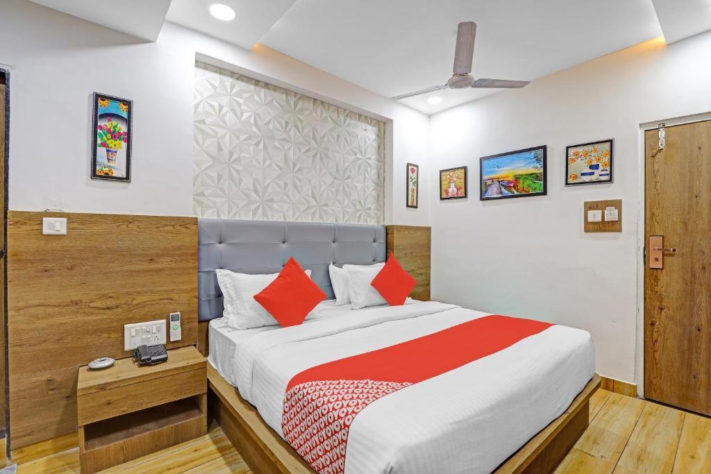 Ахмедабад: OYO 85289 Hotel Raffles