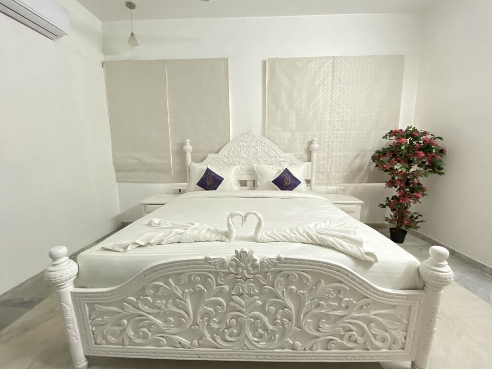 Ахмедабад: Casa Blanca Resort