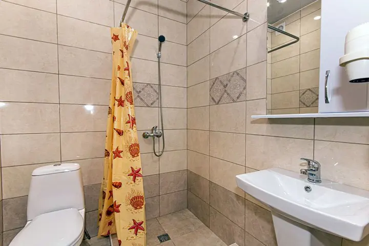 Судак: Guest House Prybrezhnyy