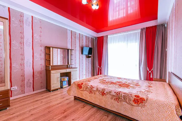 Судак: Guest House Prybrezhnyy
