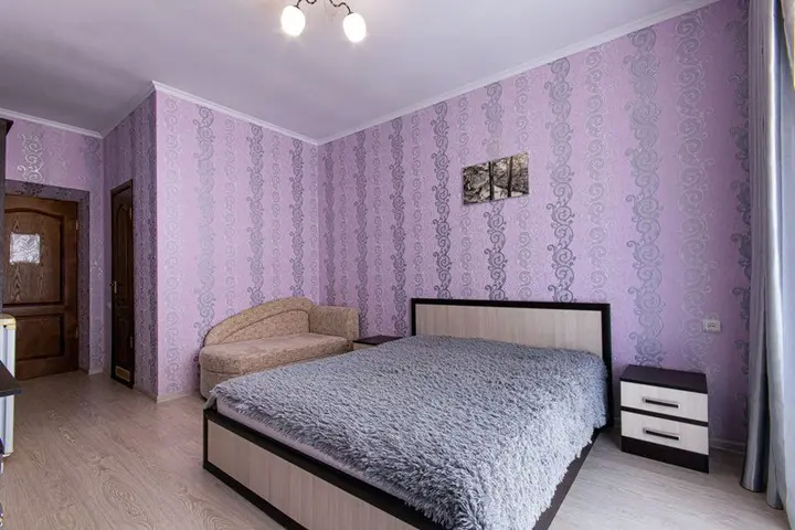 Судак: Guest House Prybrezhnyy