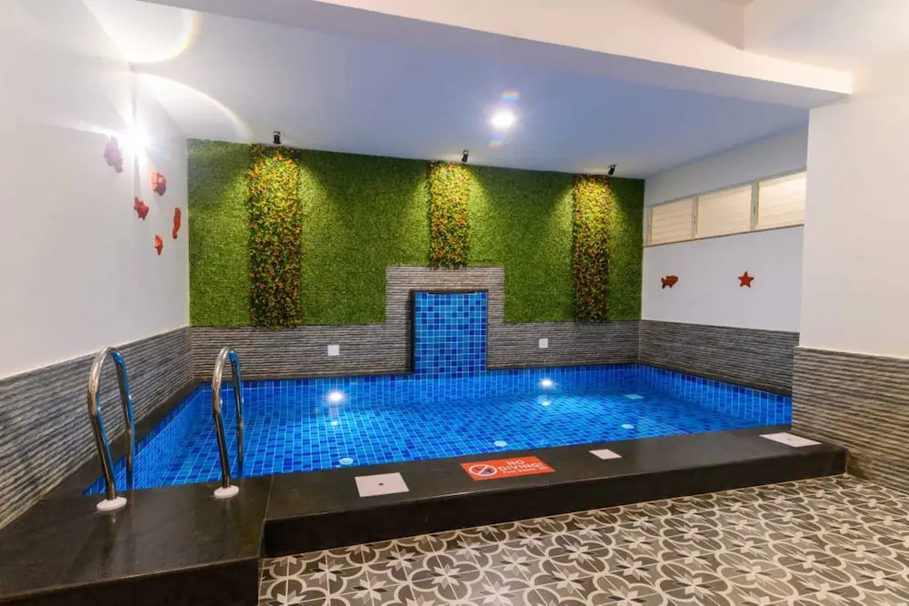 Альто-де-Порворим: Lotus & Orchid Villas by Ramnath Homes