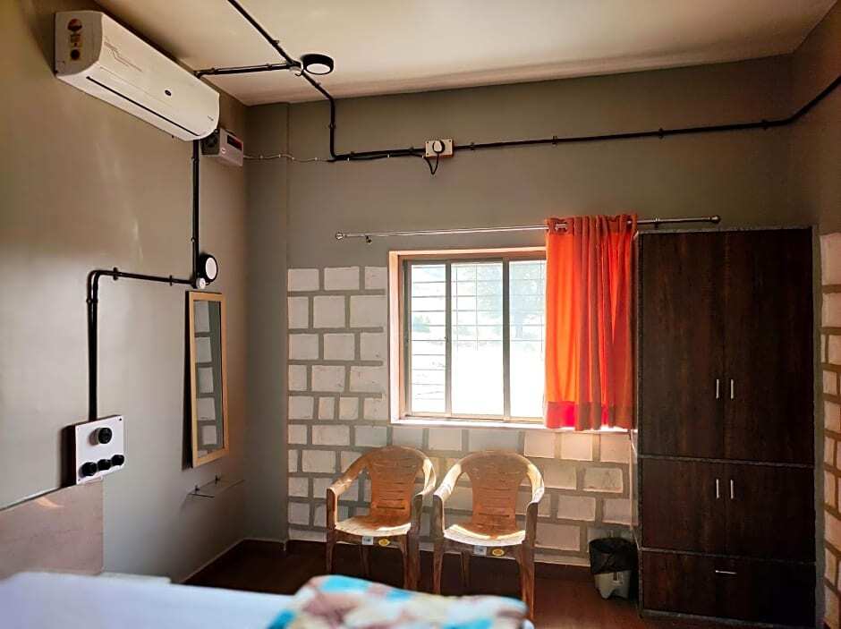 Игатпури: Club Shandilya-A Cheerful 3 BR Place in Nature lap