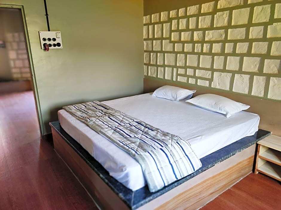 Игатпури: Club Shandilya-A Cheerful 3 BR Place in Nature lap
