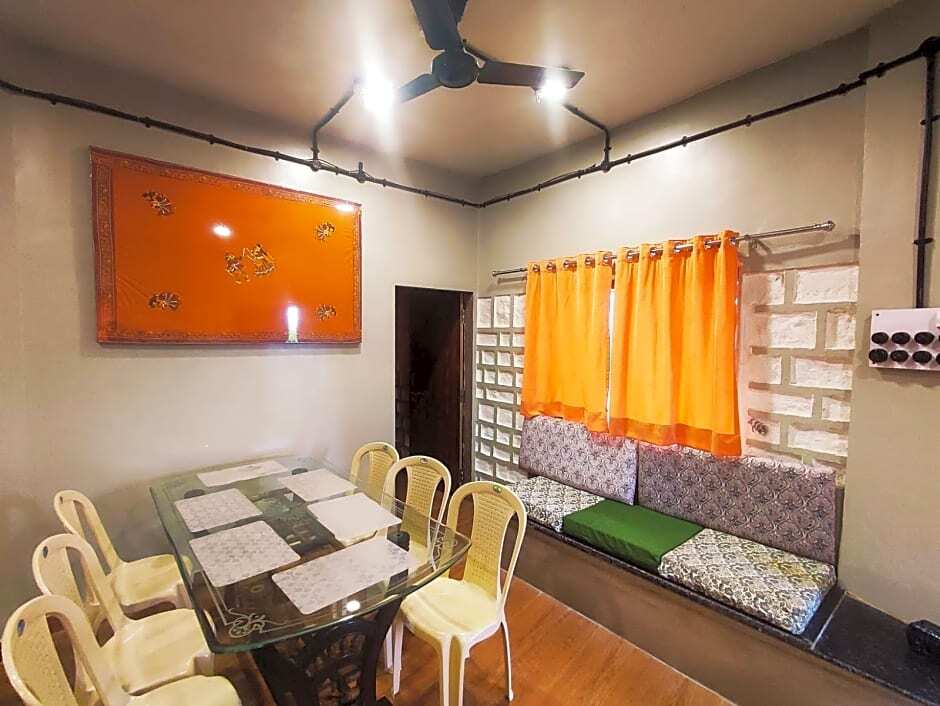 Игатпури: Club Shandilya-A Cheerful 3 BR Place in Nature lap