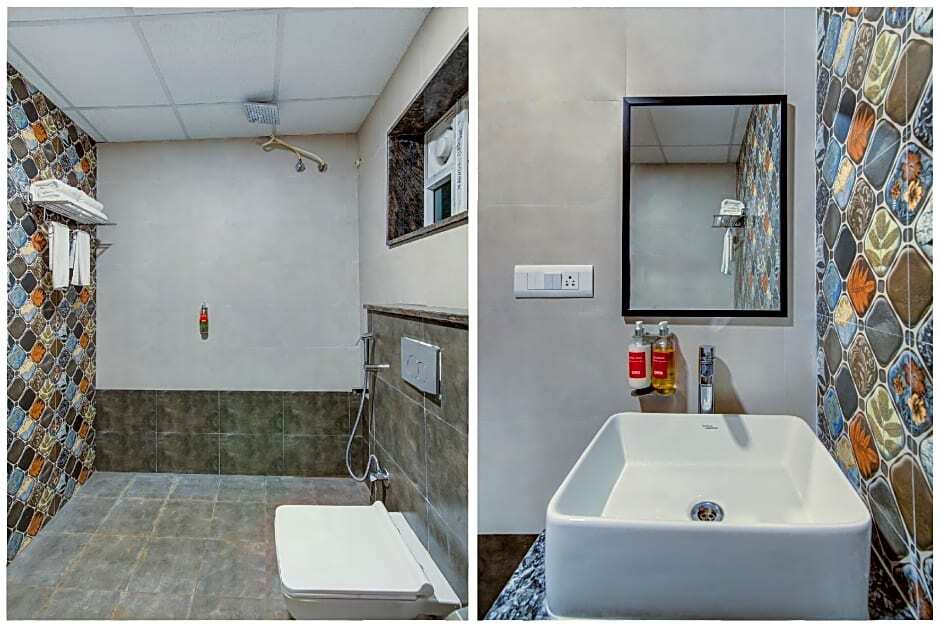 Большая Нойда: OYO Townhouse 74778 Greater Noida