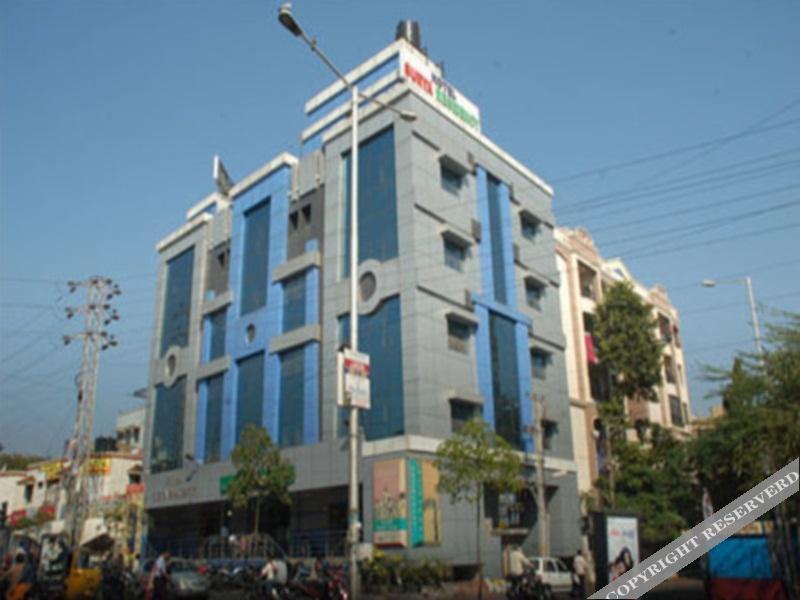 Хидерабад: OYO Flagship 983 Hotel Surya Residency