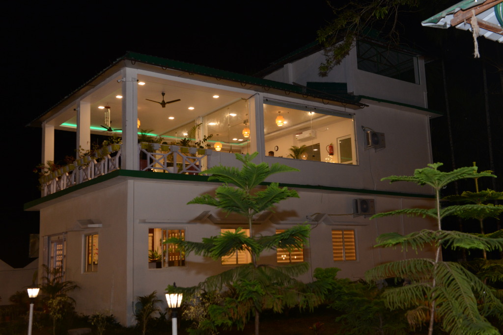 Силигури: Resort Jaldapara Forest Tourist Lodge