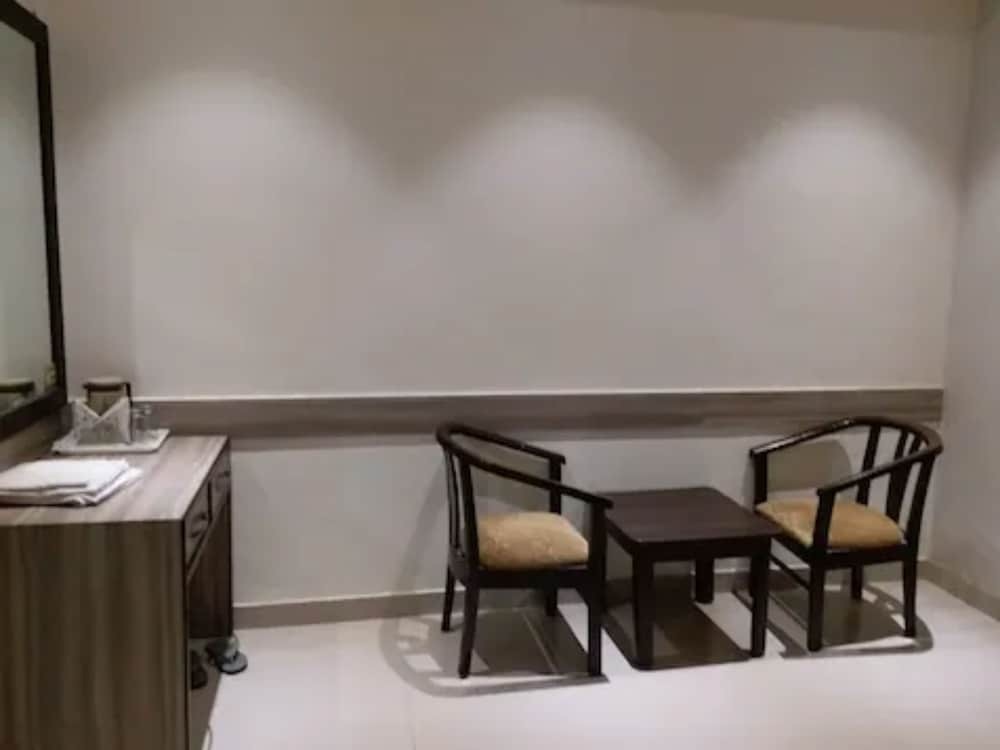 Амбала: Goroomgo GC Regency Ambala
