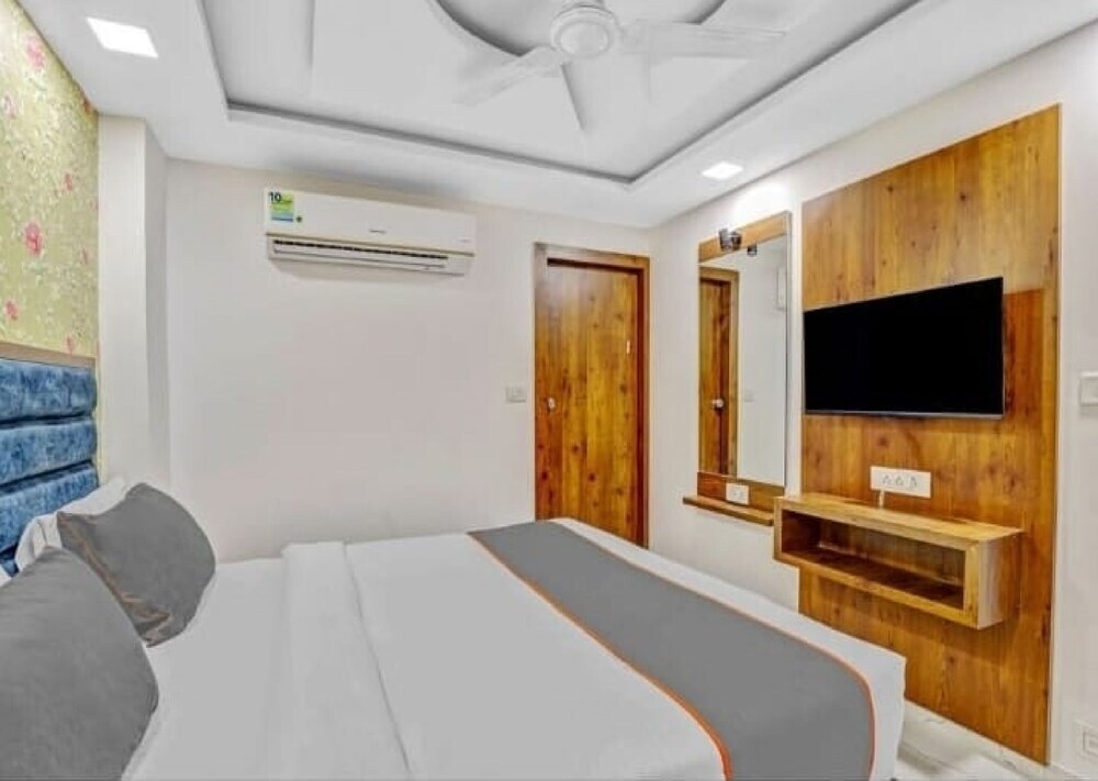 Ахмедабад: Hotel Lux Inn