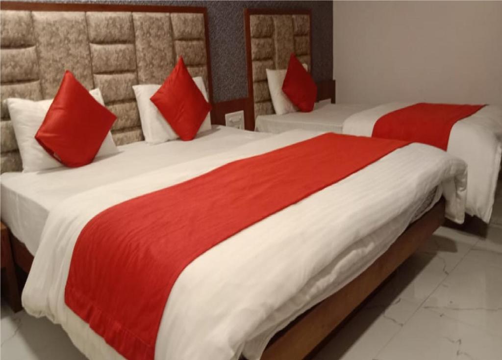Ахмедабад: Hotel Lux Inn