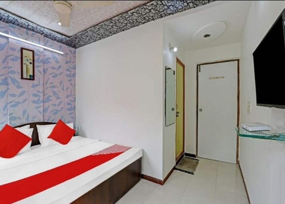 Ахмедабад: Hotel Once