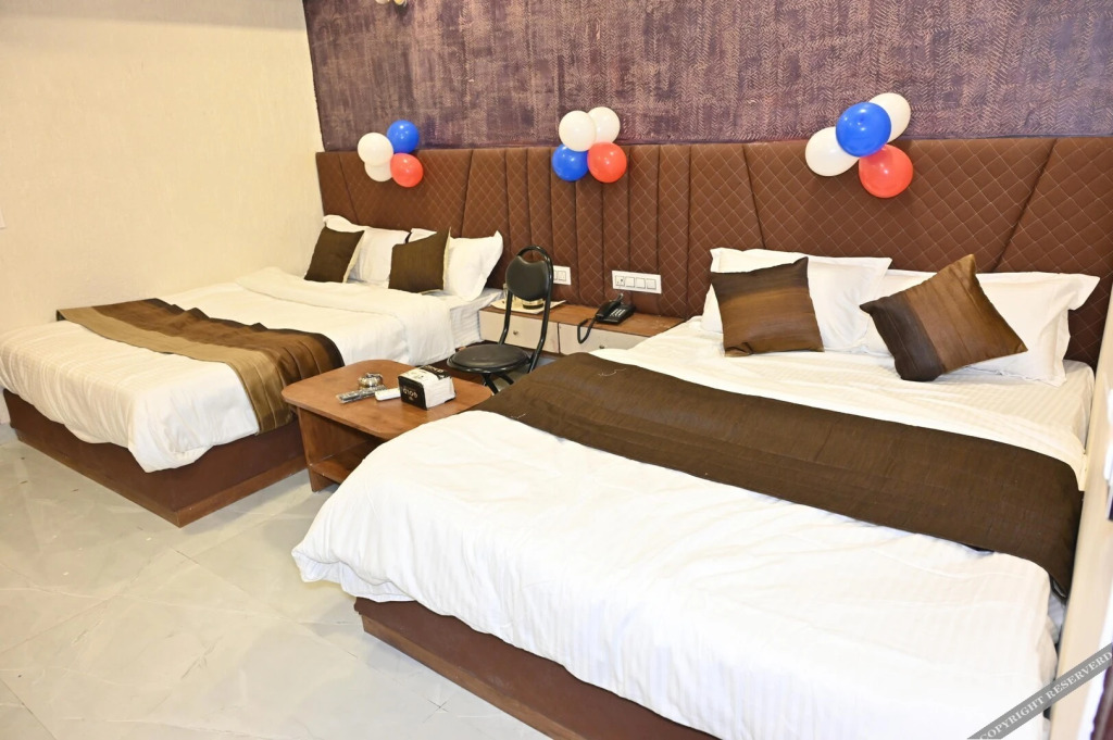 Ахмедабад: Hotel Avadh Palace