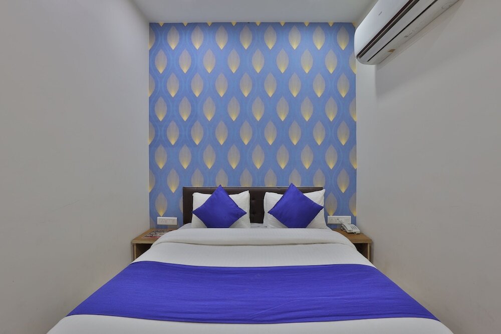 Ахмедабад: Hotel Shivaay