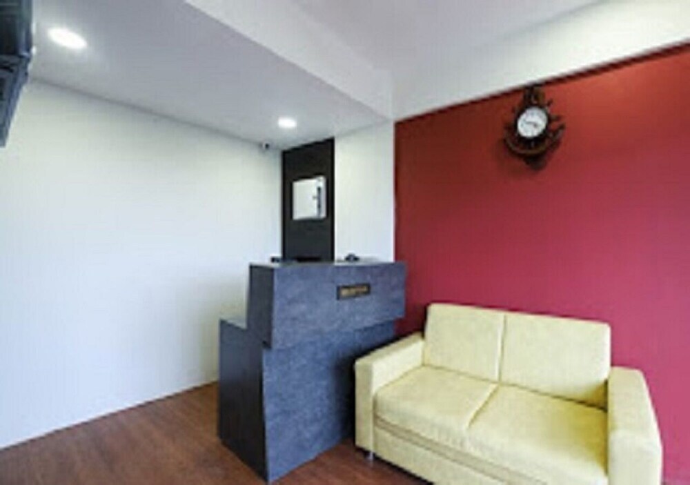 Ахмедабад: Peradiot Hotel - Vastrapur