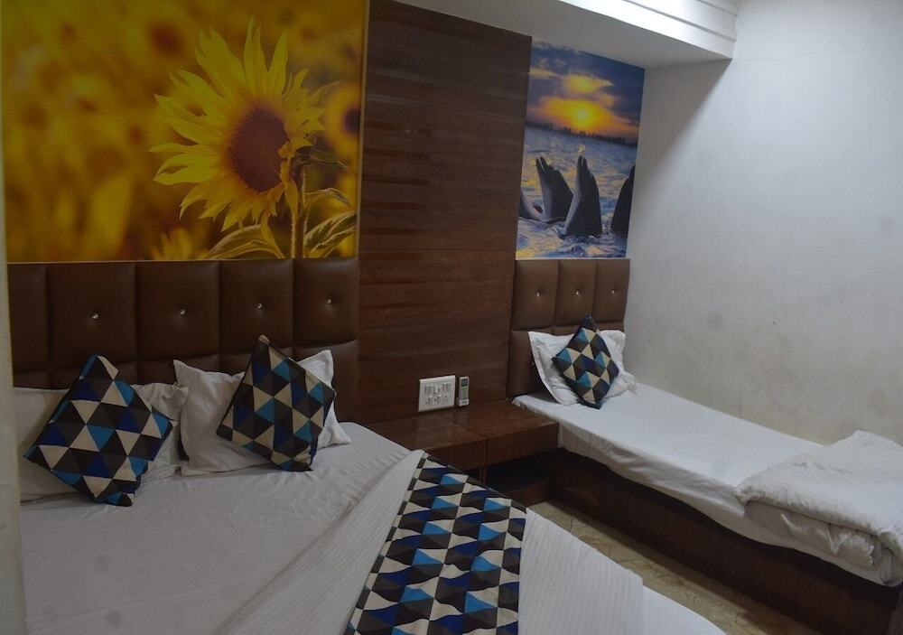 Ахмедабад: Peradiot Hotel - Vastrapur