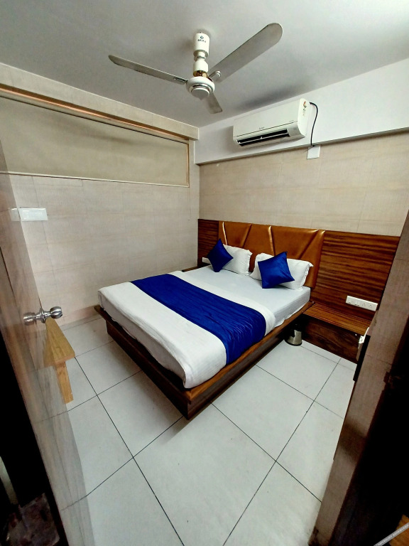 Ахмедабад: Hotel New Lake View
