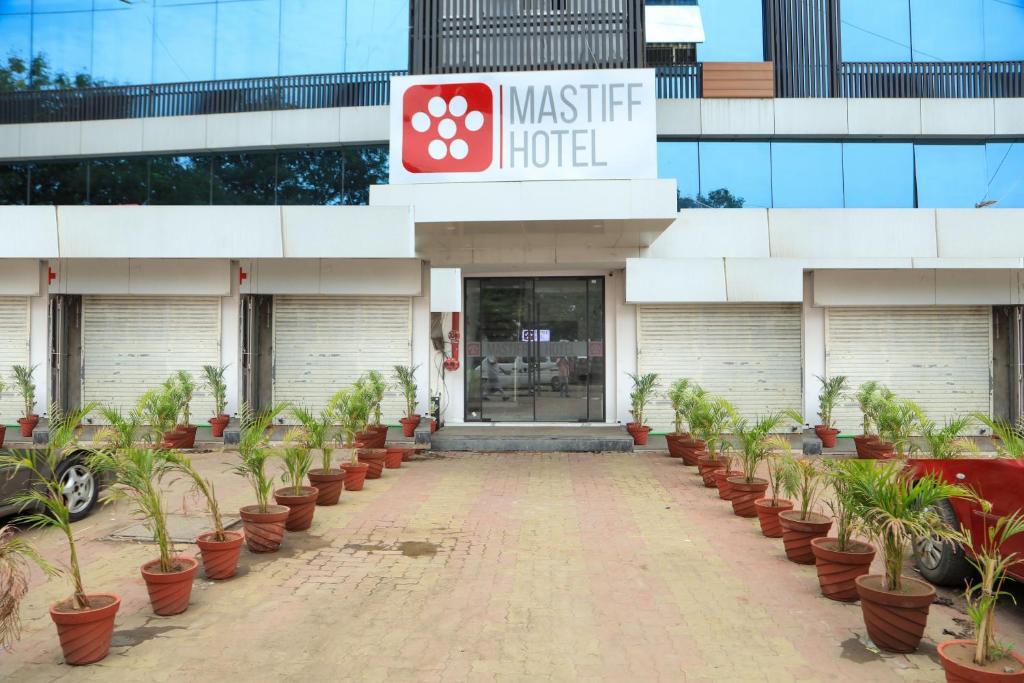 Анклешвар: Mastiff Hotel Ankleshwar