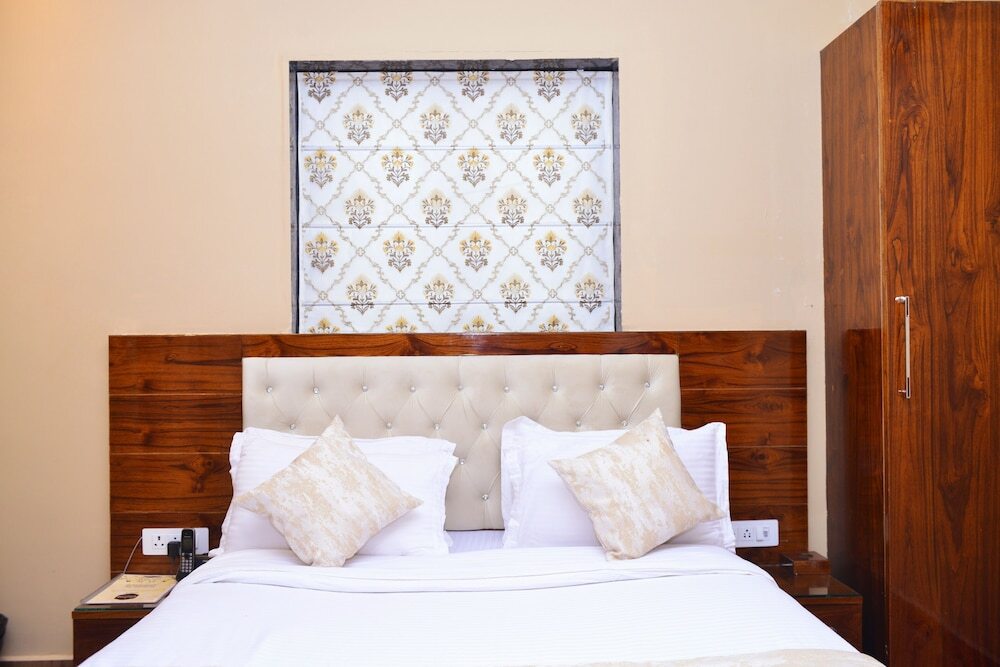 Алипур: Hotel Signature Villa