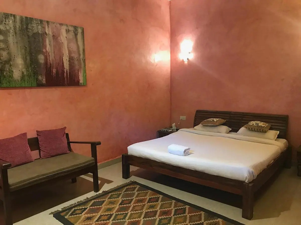 Морджим: juSTa  Morjim Beach Resort and Spa