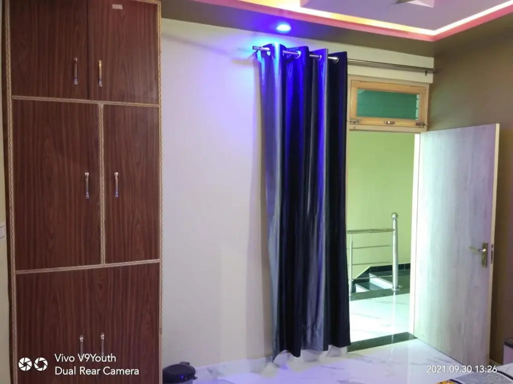 Шахджаханпур: Oyo Hotel Shiva