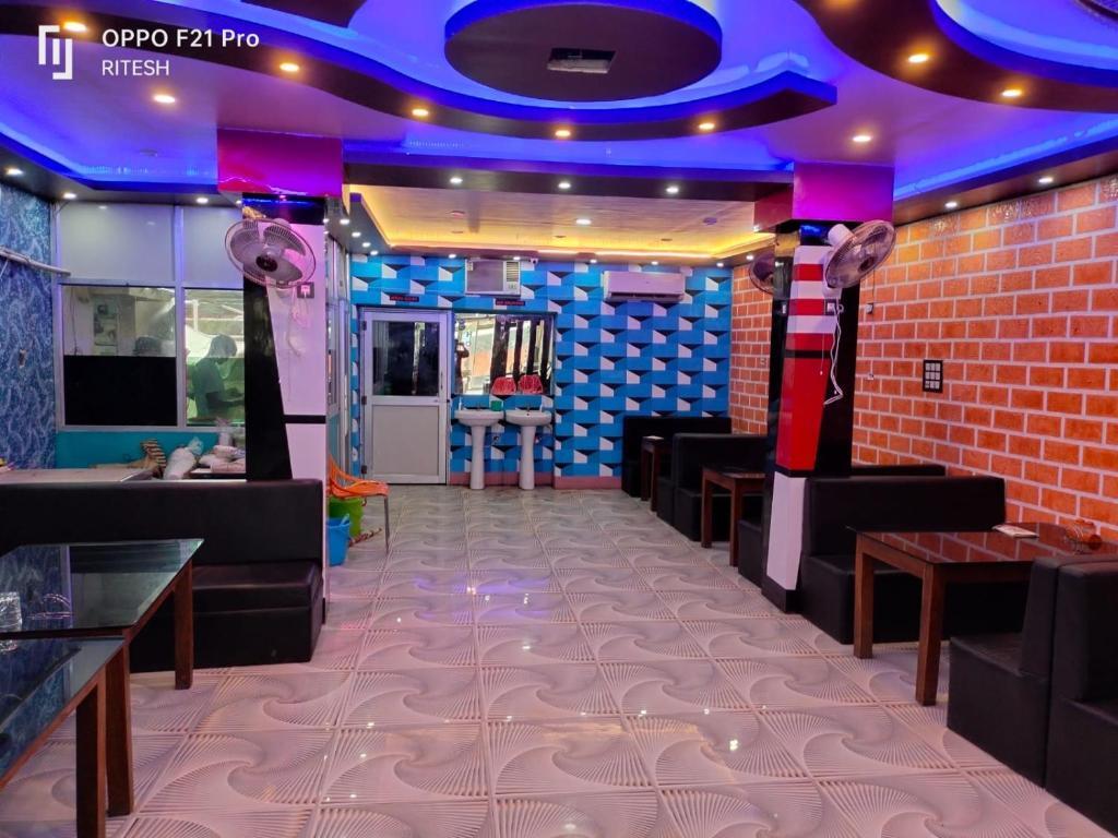 Агартала: Hotel Dream Star