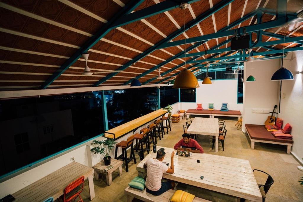 Бангалор: Draper Startup House ,Koramangala
