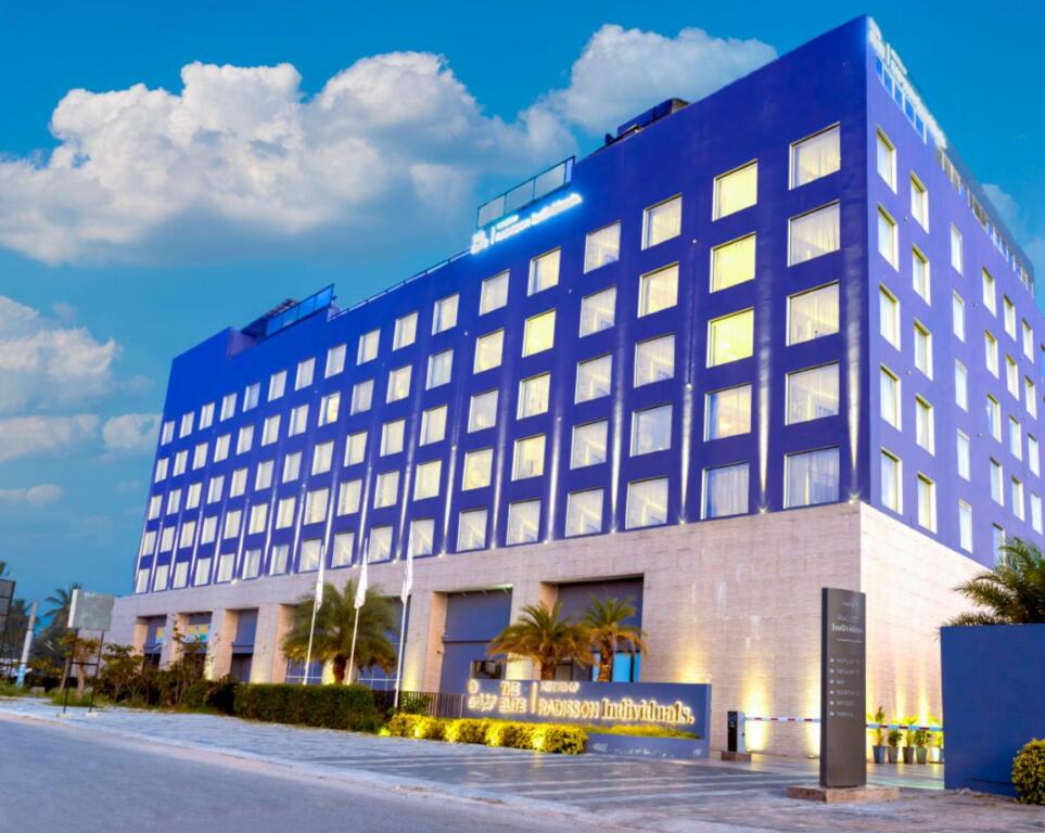Thavarekere: The Elite Narasapura, a member of Radisson Individuals