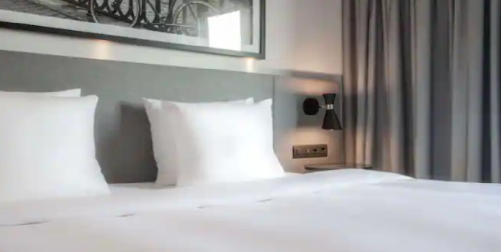 Thavarekere: The Elite Narasapura, a member of Radisson Individuals