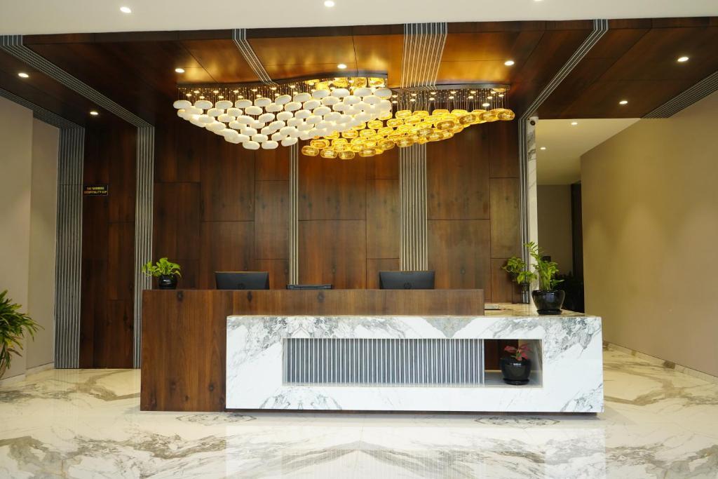 Ширди: Alaukik Hotel