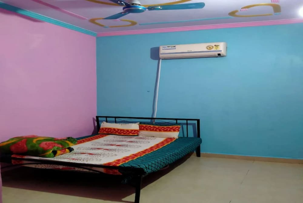 Амритсар: SIDHU GUEST HOUSE golden temple 400m walking distance